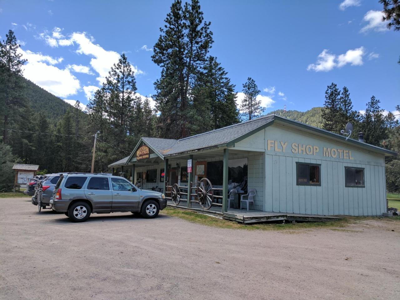 Rock Creek Mercantile & Motel Clinton Экстерьер фото